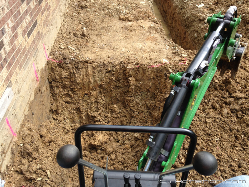 glacier_garage_excavation_05.jpg